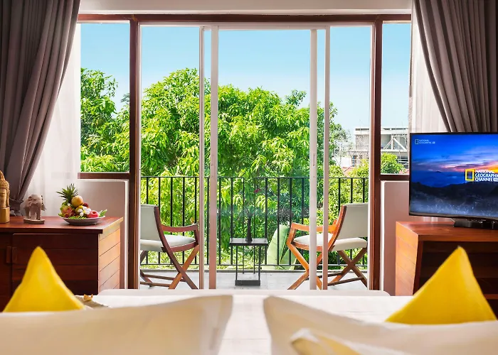 Popular Hotel 4*